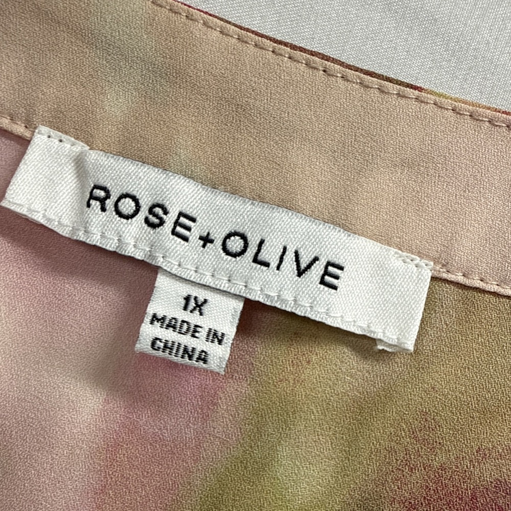 Rose & Olive Women's Top 1X Pink Green Watercolor‎ Flutter Cap Sleeves Pullover - Picture 2 of 8